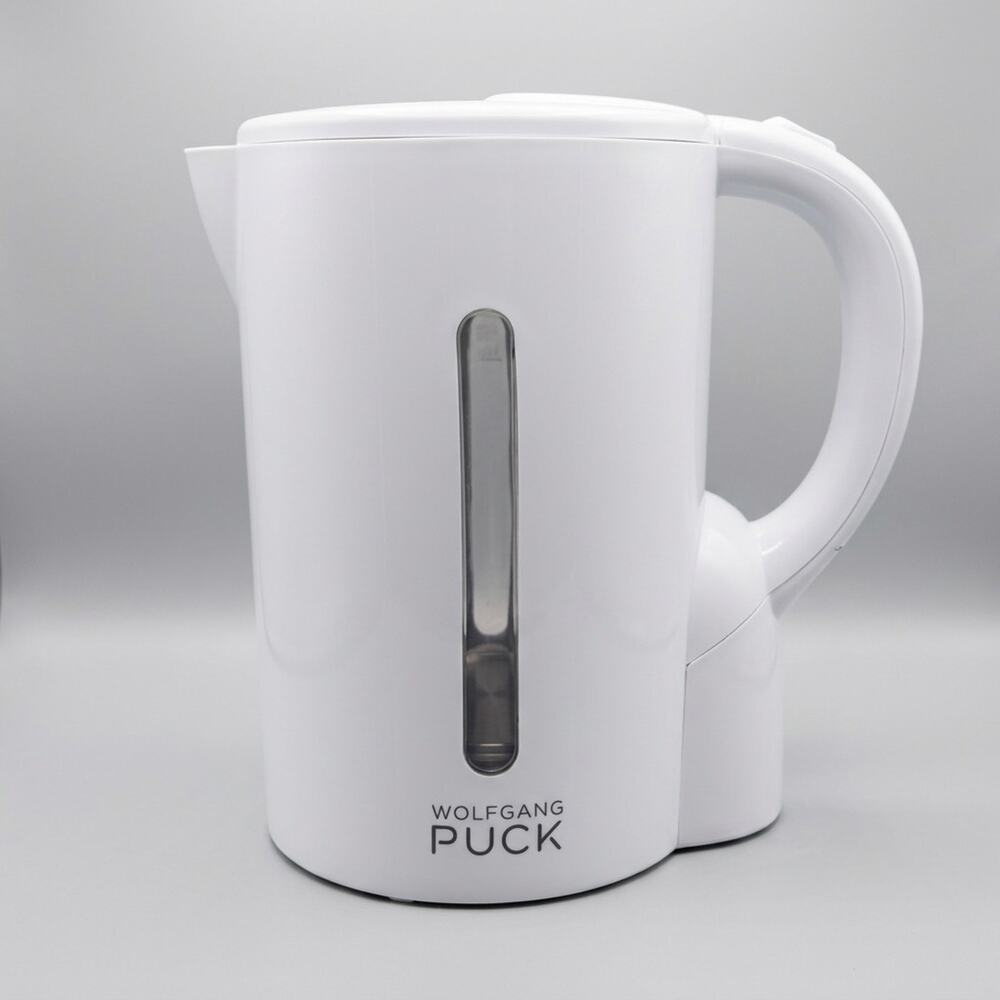 Wolfgang Puck 1.7L Electric Kettle 1500W Cool Touch Cordless Auto Shut Off